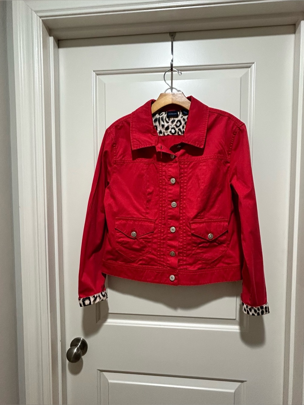 Westbound Red Women's size 14 Leopard-Trim Jean Jacket. Diamond detail buttons